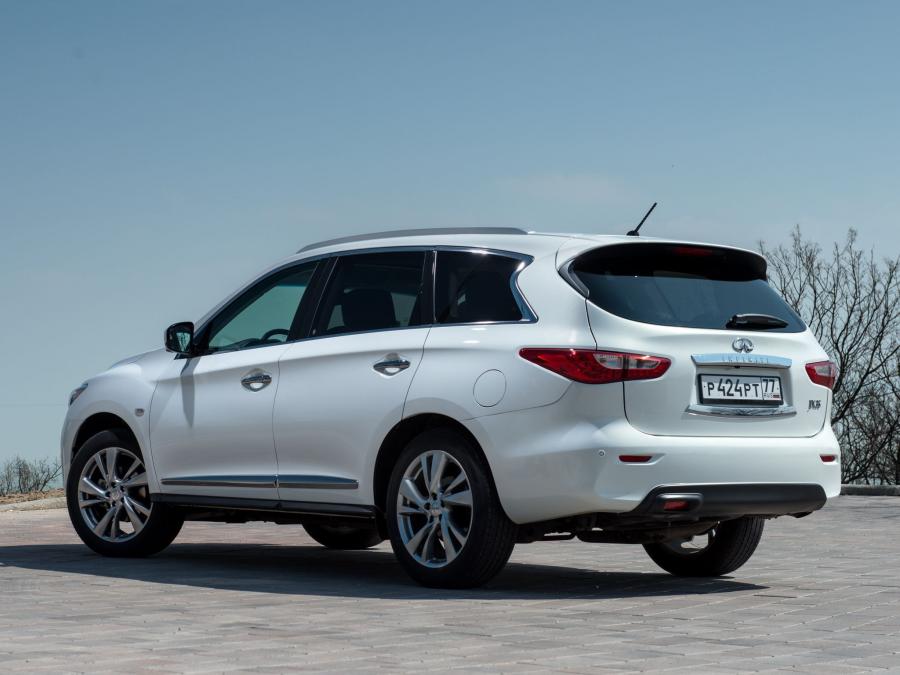  Infiniti JX35 2013 года  (RU) (фото 24 из 30)